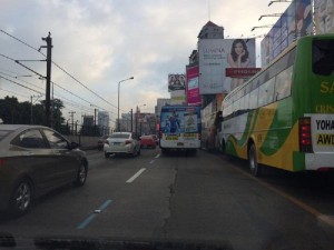 Bus not ff Yellow lane along Edsa Guad