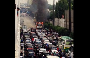 Bus Fire via Julian Baranda