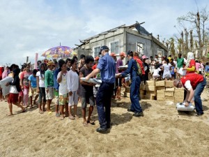 british-soldiers-yolanda