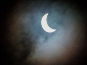 Partial Eclipse sa Cebu / CDN Photo