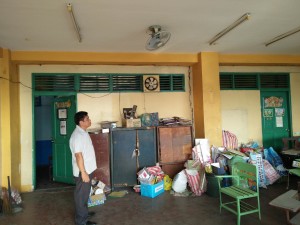 Rosauro Almario Elementary School / Jong Manlapaz