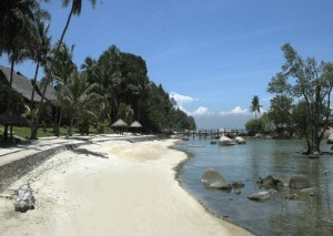 Turi beach sa Batam, Singapore  Photo courtesy: Alamy