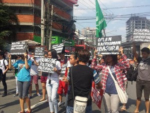 GRUPO NG MGA KABATAAN RALLY SA MENDION ON PEACE TALKS (1)