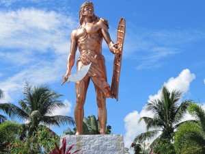 Lapu_-_lapu_Statue_in_Cebu,_Philippines