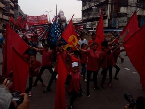 workers rally