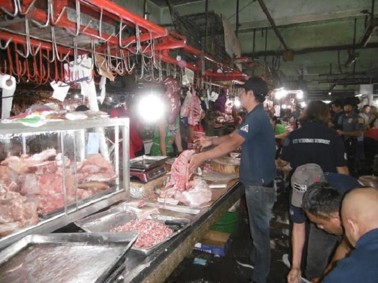 200 kilos ng frozen meat, kinumpiska sa dalawang palengke Quezon City