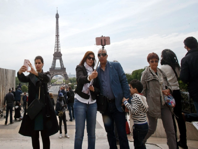 Pilipinas naglabas ng travel advisory sa Paris dahil sa mga insidente