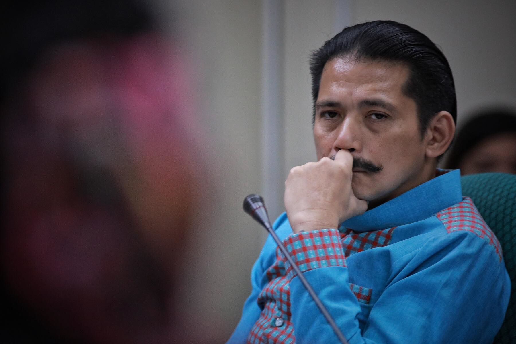 PHOTO: Robin Padilla STORY: Robin Padilla pinag-iisipan kung papayag magíng pangulo ng PDP