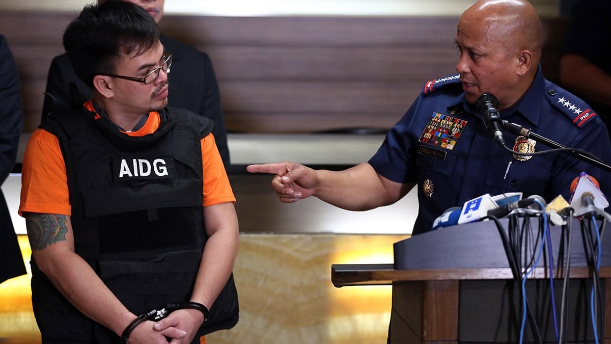 PHOTO: Kerwin Espinosa and Ronald dela Rosa STORY: Kerwin Espinosa itinuro si dela Rosa na nagdiin kay de Lima